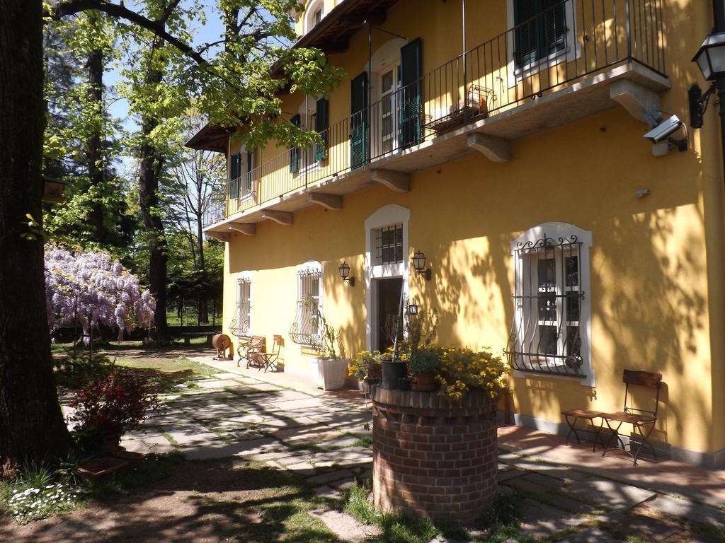 Piossasco Villa Mirano Bed & Breakfast المظهر الخارجي الصورة