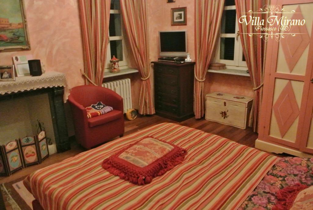Piossasco Villa Mirano Bed & Breakfast الغرفة الصورة