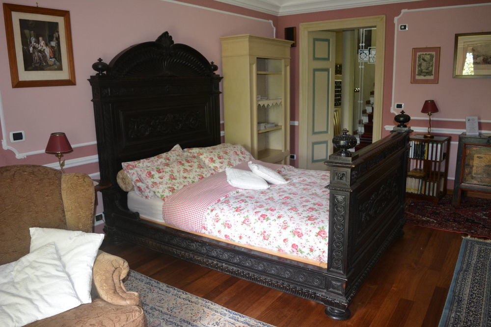 Piossasco Villa Mirano Bed & Breakfast المظهر الخارجي الصورة