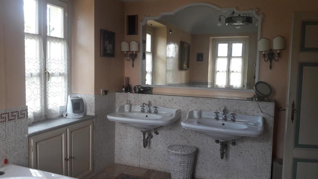 Piossasco Villa Mirano Bed & Breakfast المظهر الخارجي الصورة